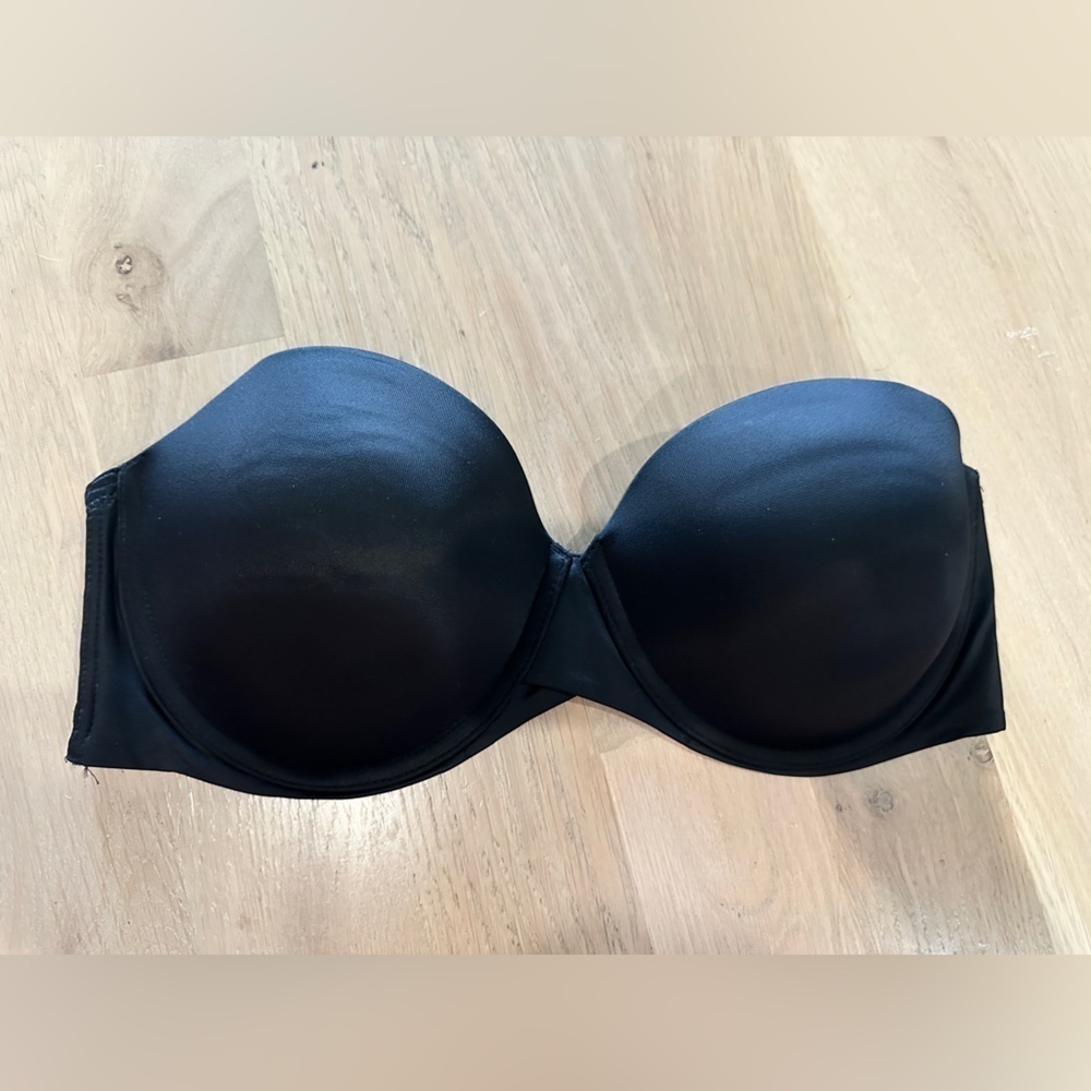 Maidenform black strapless bra size 40C